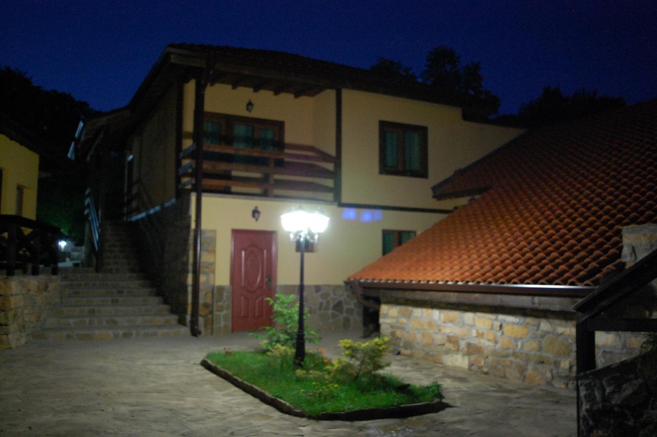 Valdi Hill Complex Triawna Zewnętrze zdjęcie